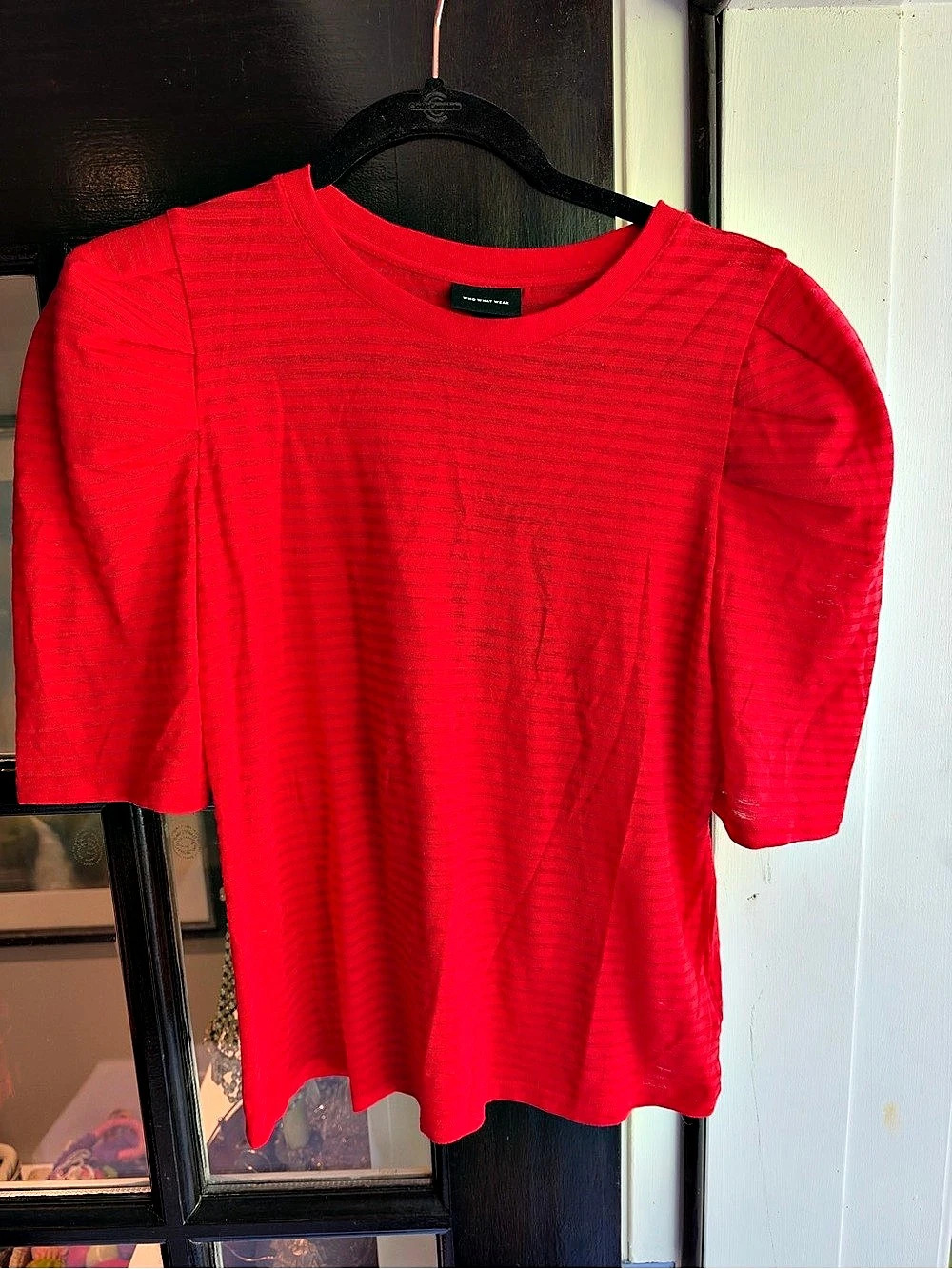 Who What Wear Short Sleeve Top in Red Size Medium NWT